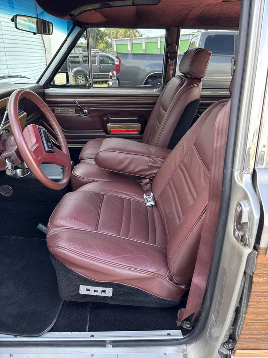 1988 Jeep SJ Grand Wagoneer - Image 27 of 31