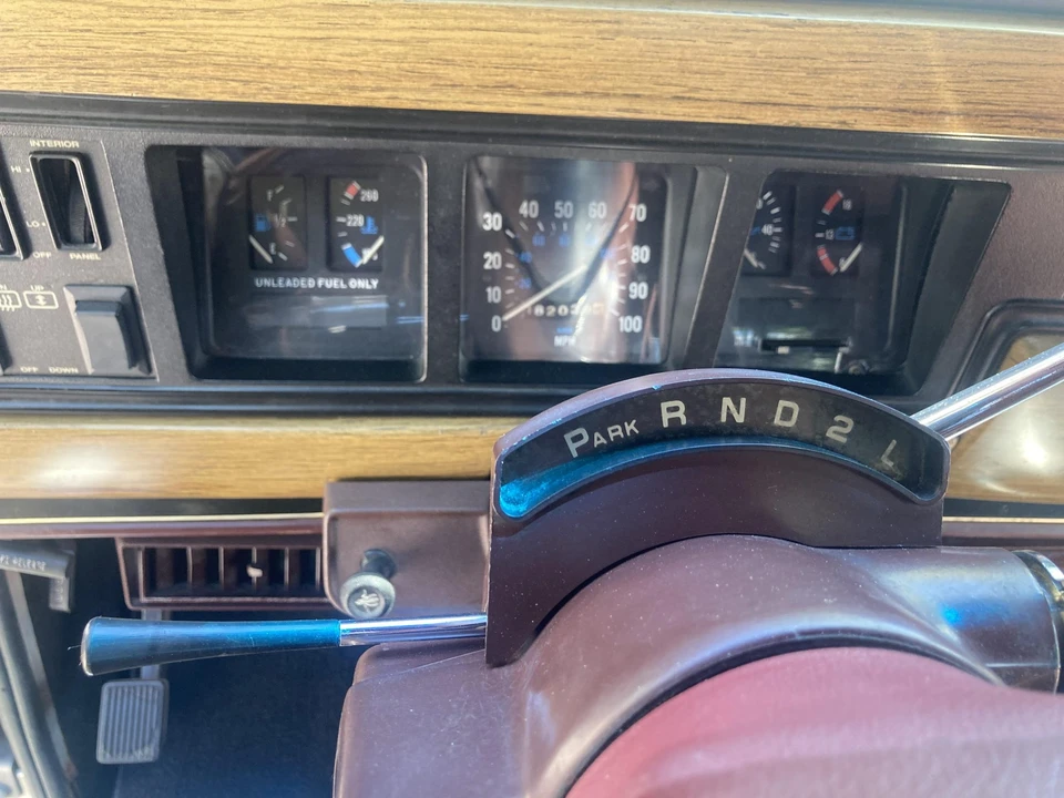 1988 Jeep SJ Grand Wagoneer - Image 30 of 31