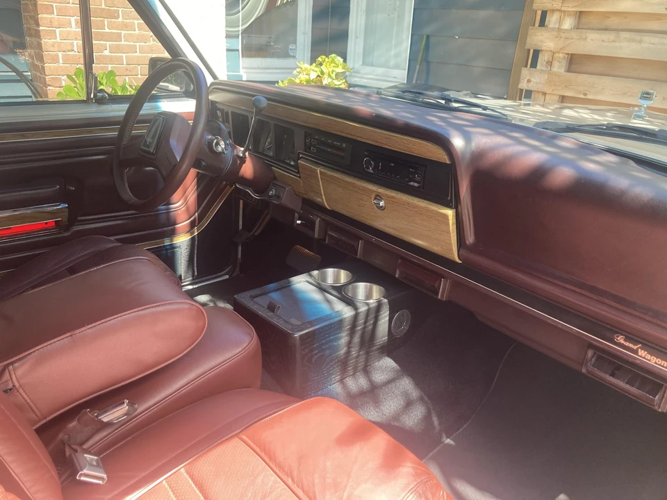 1988 Jeep SJ Grand Wagoneer - Image 29 of 31