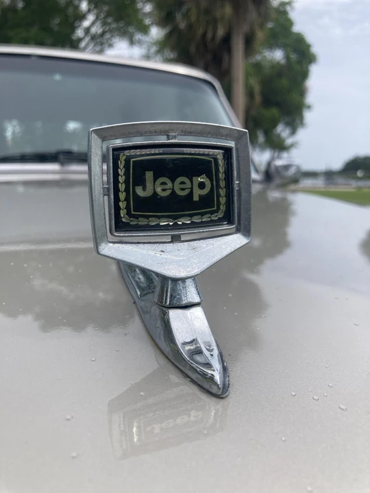1988 Jeep SJ Grand Wagoneer - Image 19 of 31