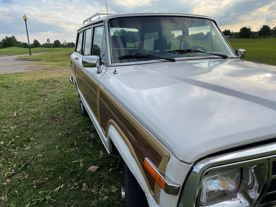 1988 Jeep SJ Grand Wagoneer - Image 31 of 31