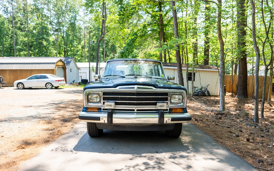 1988 Jeep SJ Grand Wagoneer - Image 6 of 31