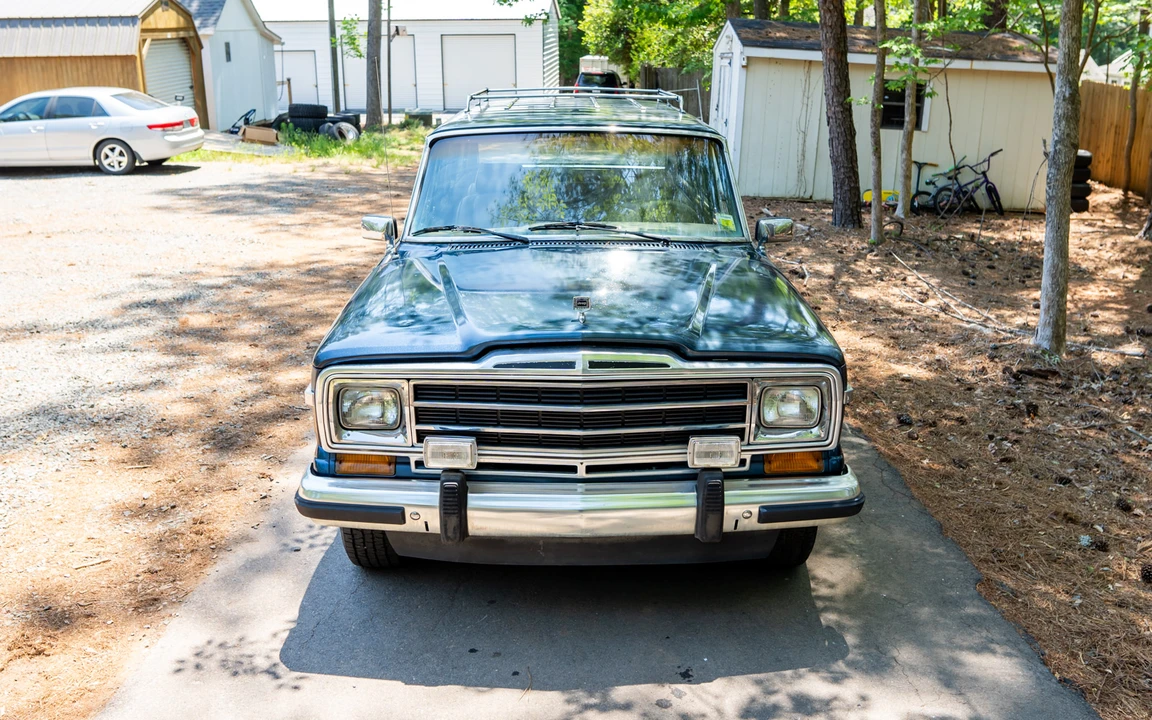 1988 Jeep SJ Grand Wagoneer - Image 7 of 31