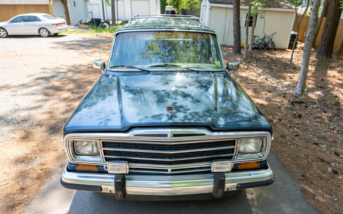 1988 Jeep SJ Grand Wagoneer - Image 10 of 31