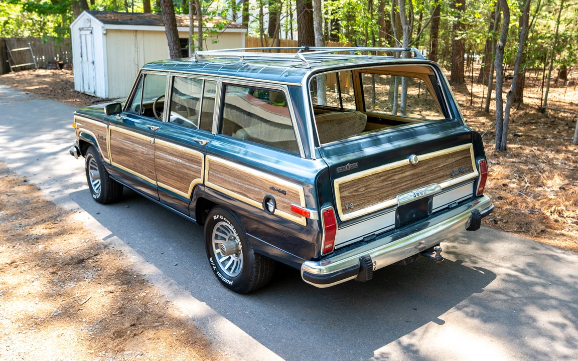 1988 Jeep SJ Grand Wagoneer - Image 28 of 31