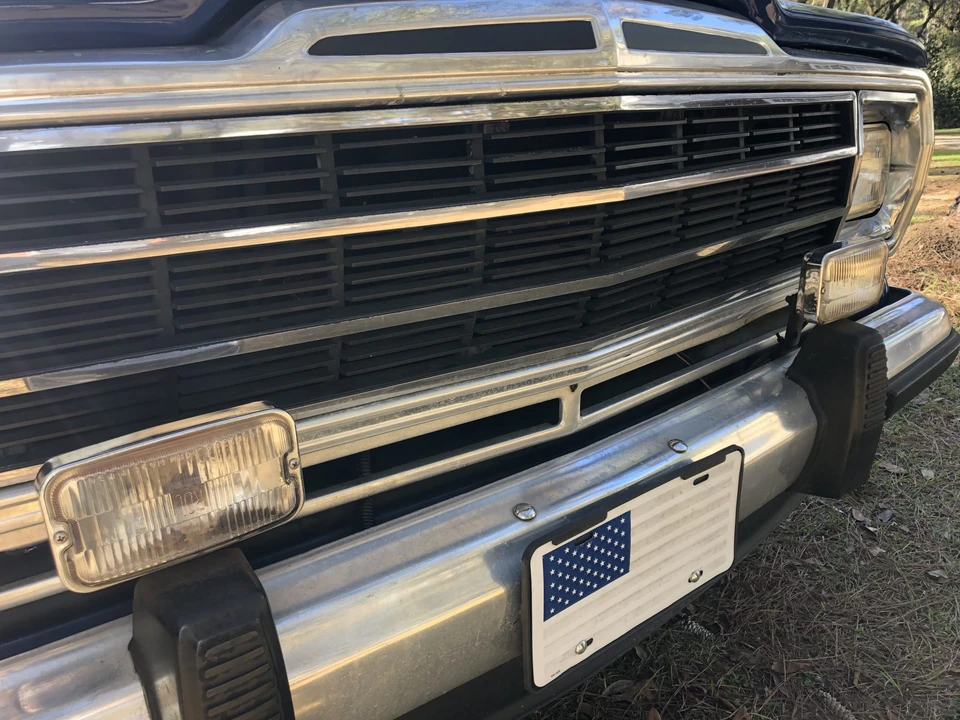1988 Jeep SJ Grand Wagoneer - Image 19 of 31