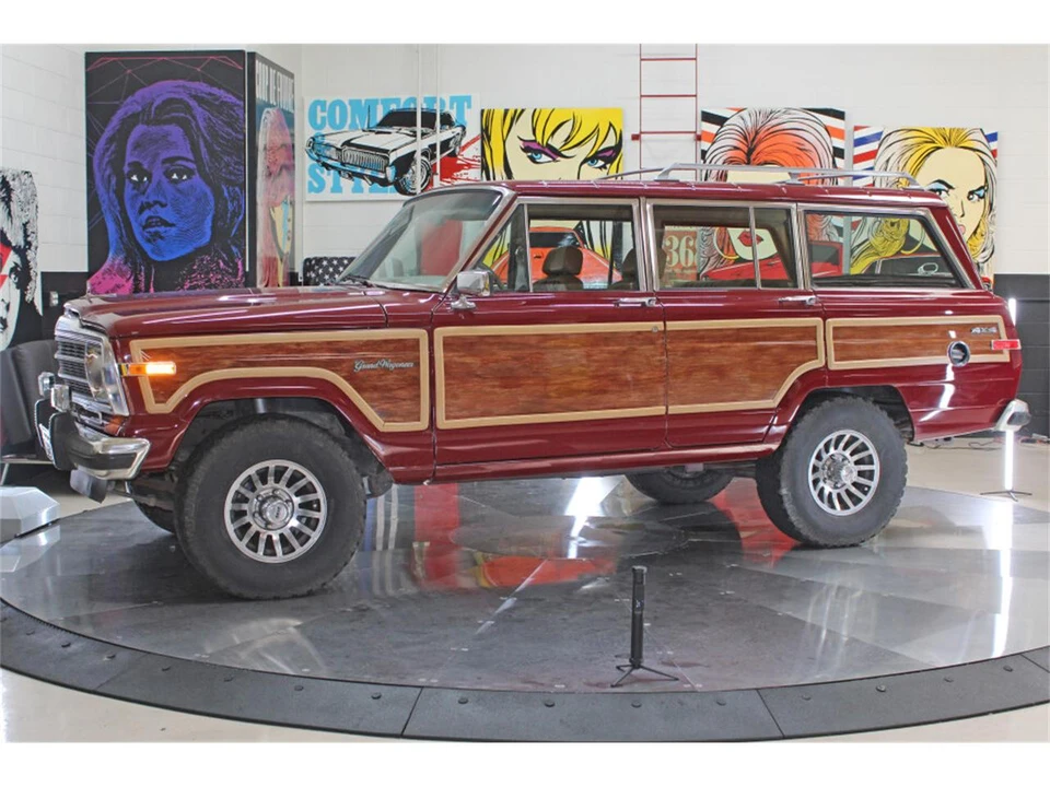 1988 Jeep SJ Grand Wagoneer - Image 7 of 31