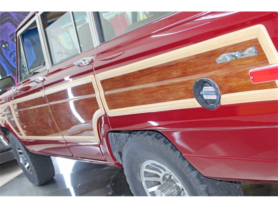 1988 Jeep SJ Grand Wagoneer - Image 10 of 31
