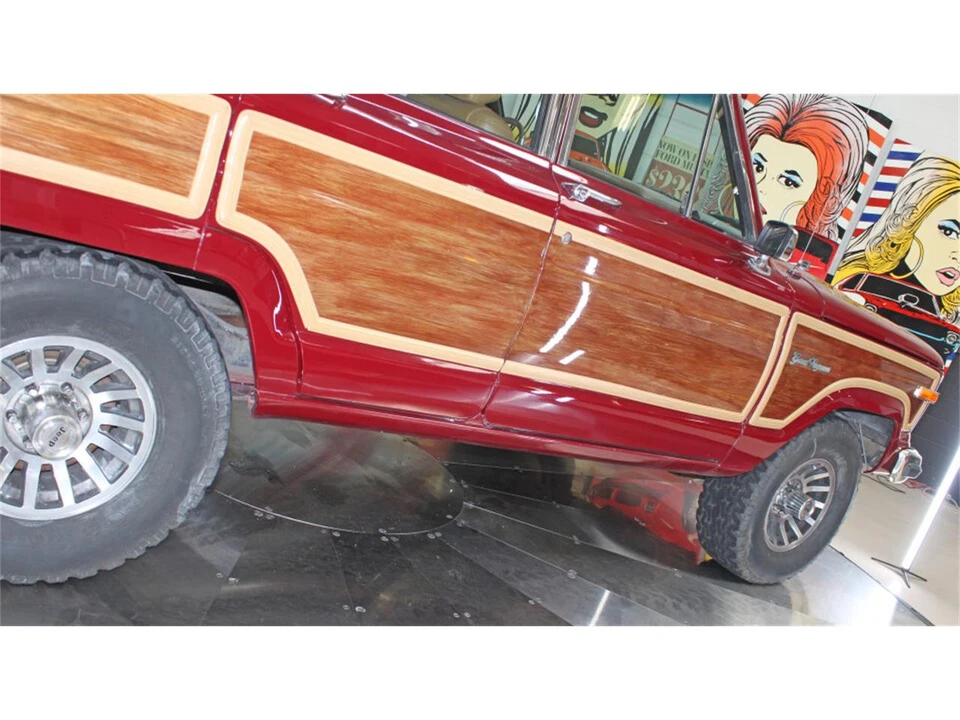 1988 Jeep SJ Grand Wagoneer - Image 13 of 31