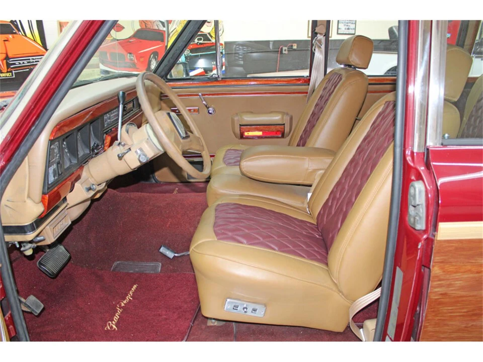 1988 Jeep SJ Grand Wagoneer - Image 29 of 31