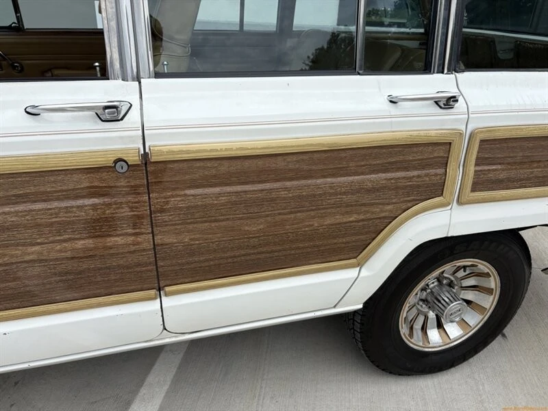 1988 Jeep - Image 12 of 31