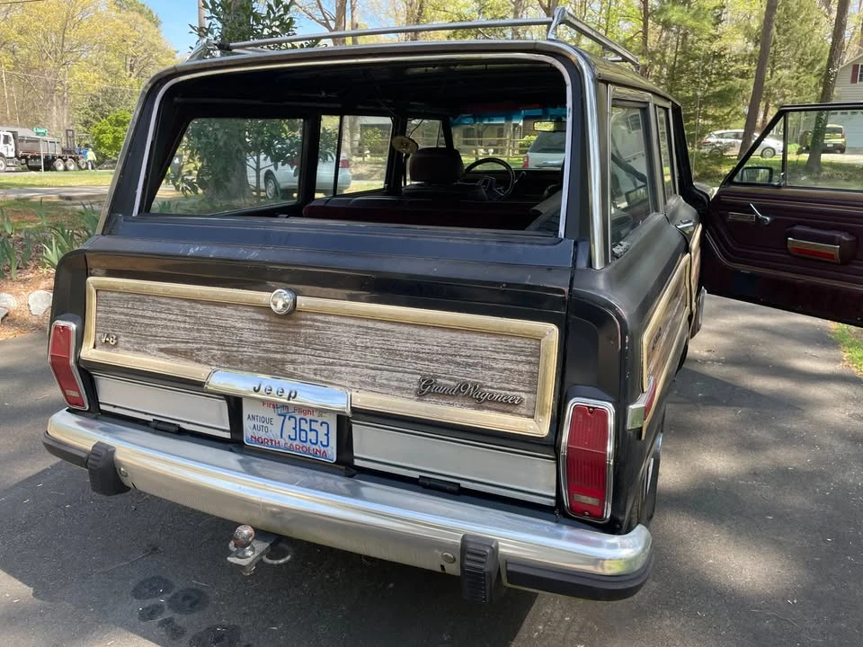 1988 Jeep SJ Grand Wagoneer - Image 16 of 18