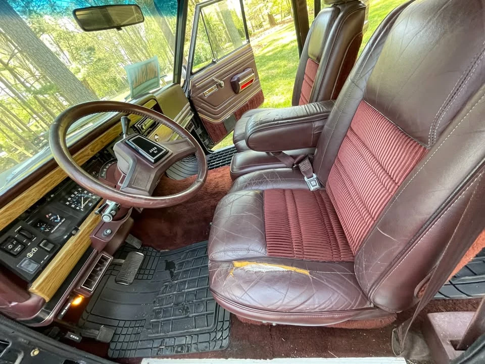 1988 Jeep SJ Grand Wagoneer - Image 4 of 18