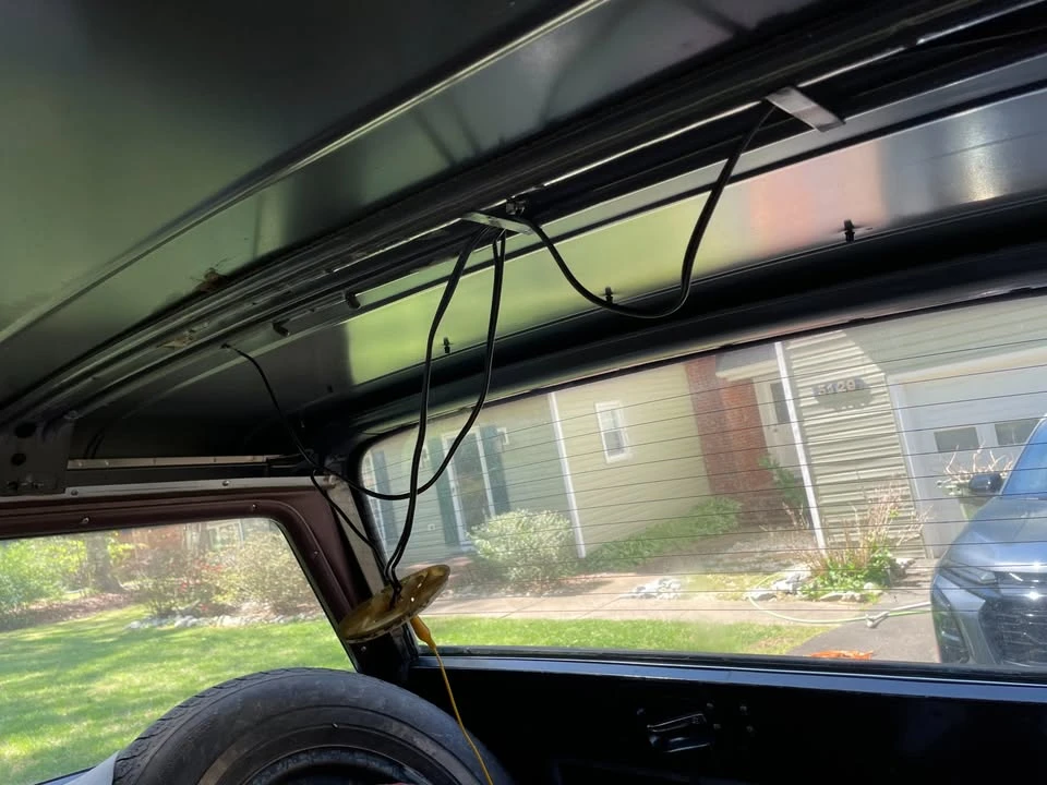 1988 Jeep SJ Grand Wagoneer - Image 11 of 18
