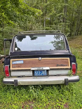 1988 Jeep Grand Wagoneer Sport Utility 4D