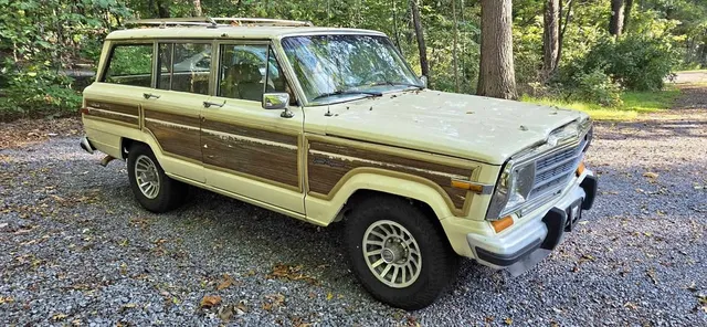1988 Jeep Grand Wagoneer Sport Utility 4D