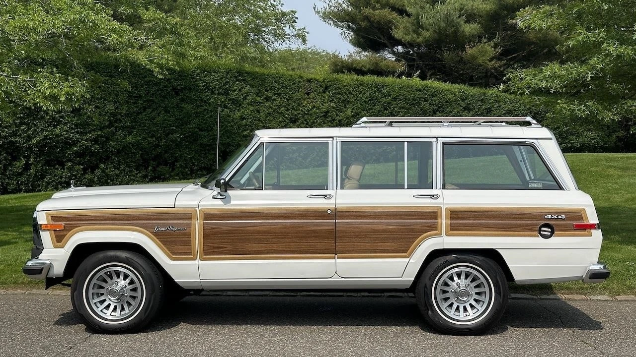 1988 Jeep SJ Wagoneer - Image 7 of 21