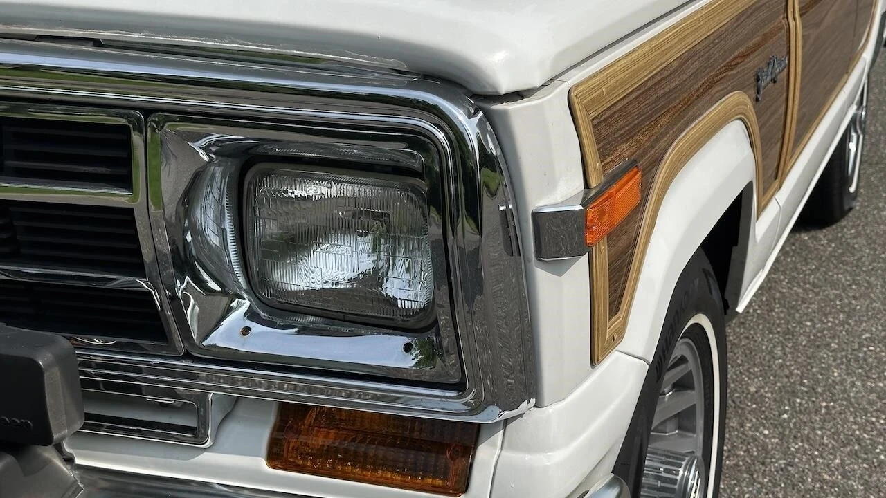 1988 Jeep XJ Wagoneer - Image 13 of 21