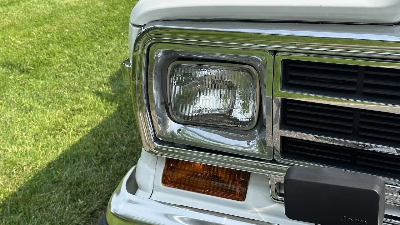 1988 Jeep XJ Wagoneer - Image 14 of 21