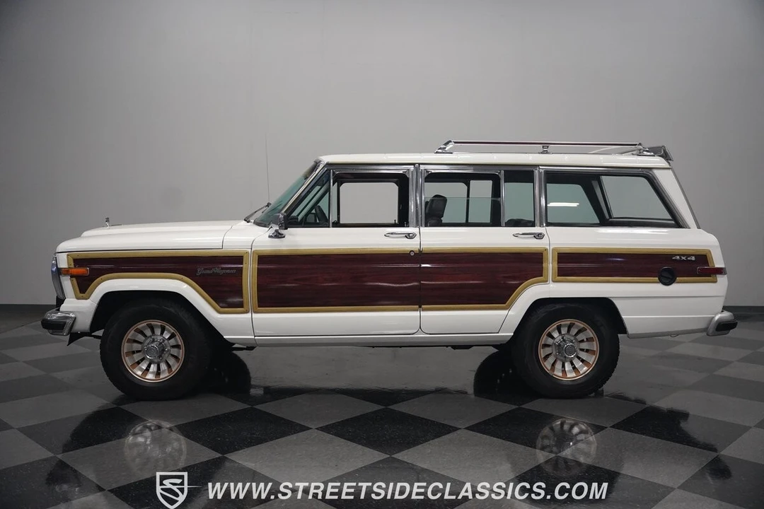1988 Jeep SJ Wagoneer - Image 10 of 12