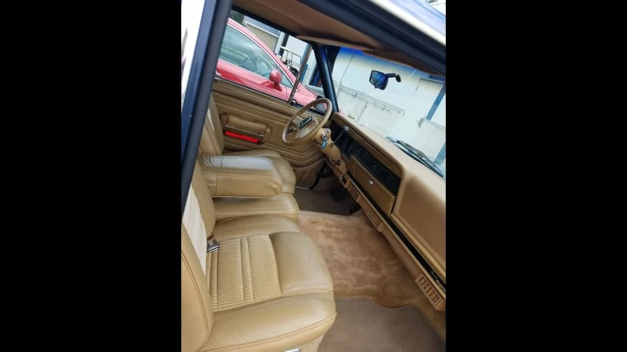 1988 Jeep XJ Wagoneer - Image 5 of 5
