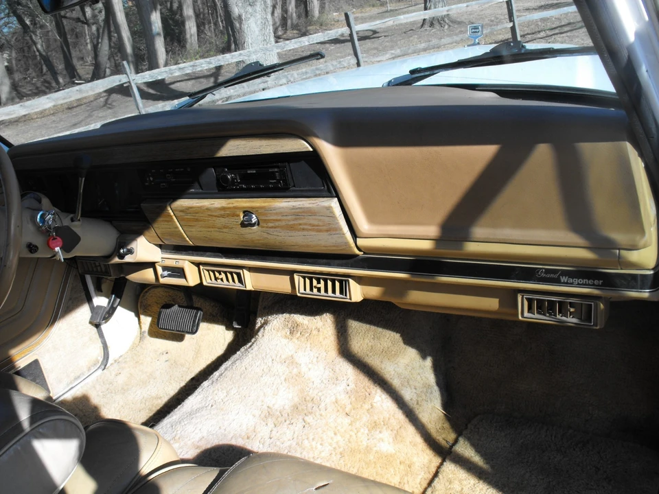 1988 Jeep SJ Wagoneer - Image 14 of 21