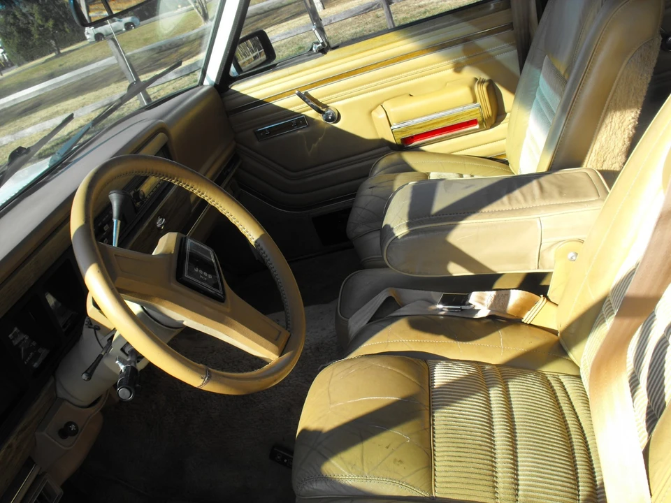 1988 Jeep SJ Wagoneer - Image 5 of 21