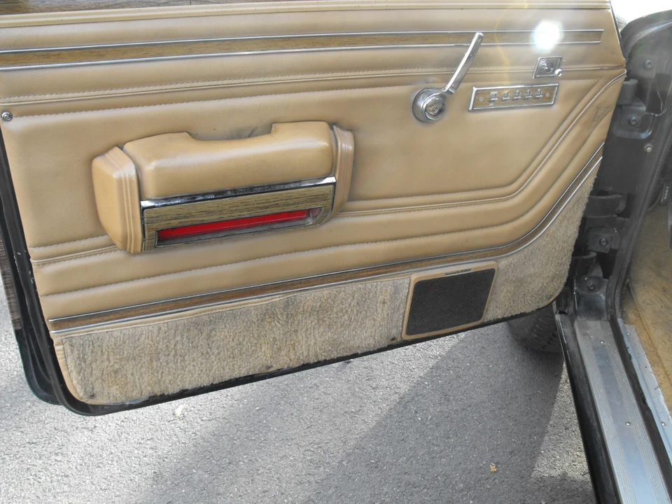 1988 Jeep SJ Wagoneer - Image 10 of 21
