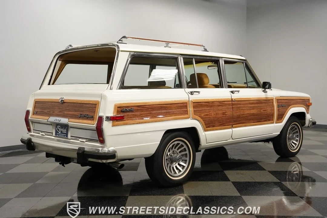 1988 Jeep SJ Wagoneer - Image 13 of 21