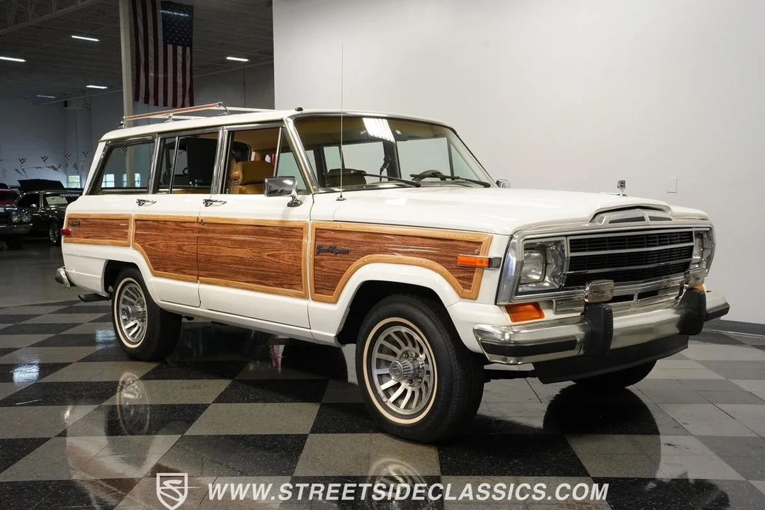 1988 Jeep SJ Wagoneer - Image 17 of 21