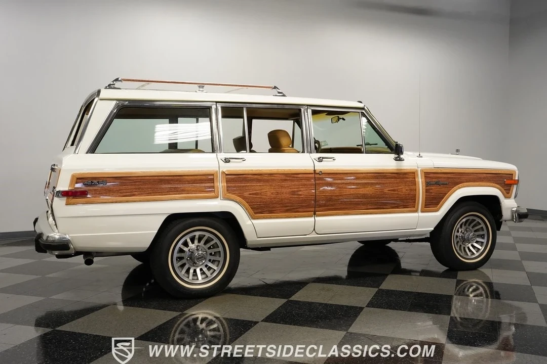 1988 Jeep SJ Wagoneer - Image 14 of 21