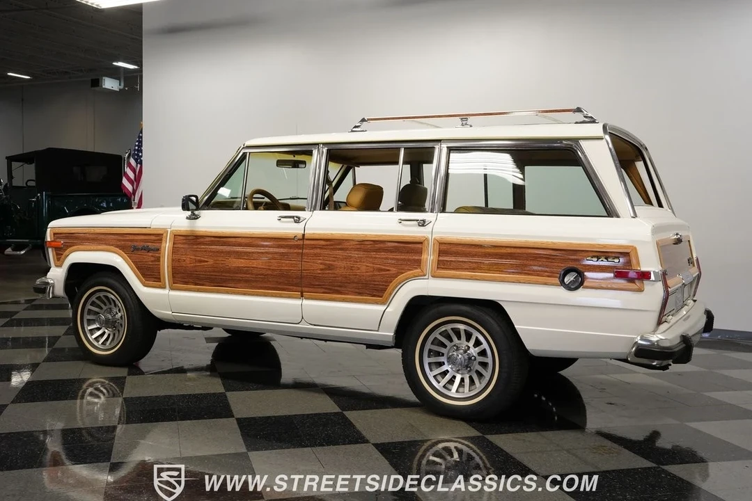 1988 Jeep SJ Wagoneer - Image 9 of 12