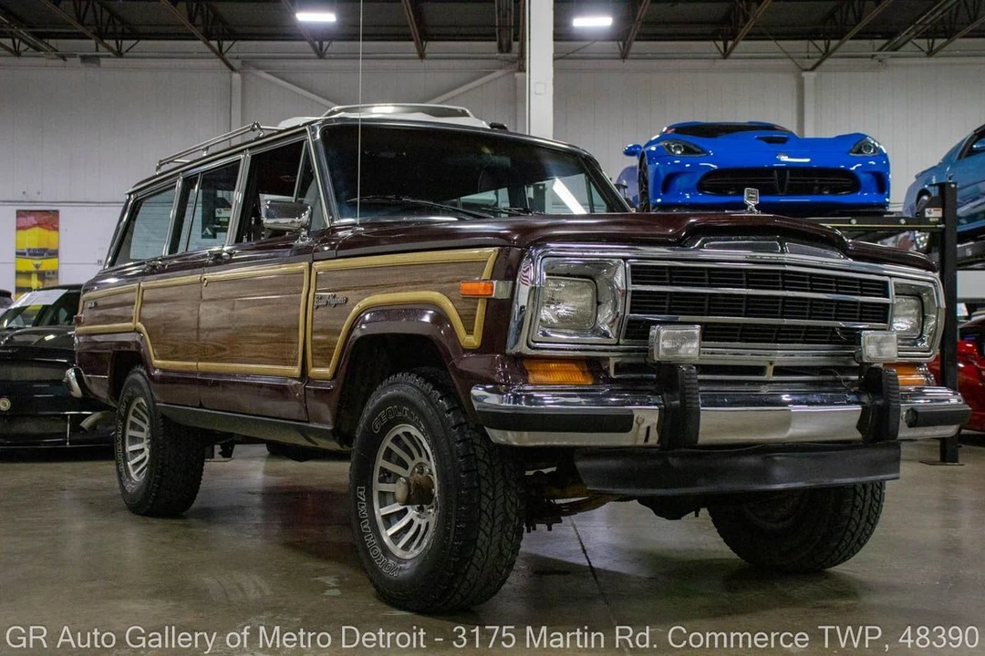 1988 Jeep SJ Wagoneer - Image 10 of 12