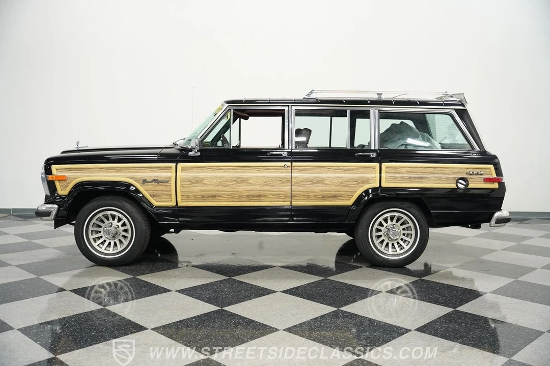 1988 Jeep XJ Wagoneer - Image 8 of 21