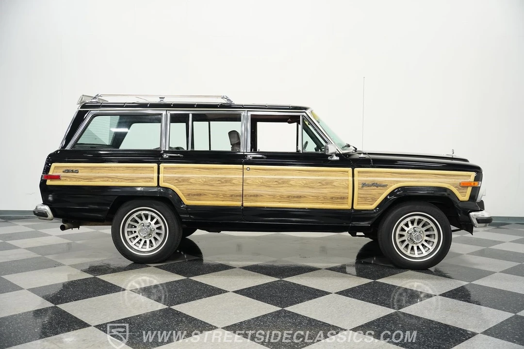 1988 Jeep XJ Wagoneer - Image 15 of 21