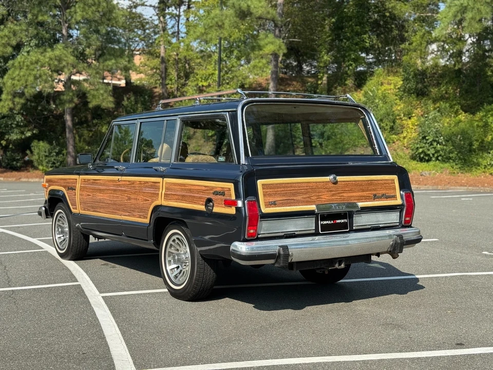 1988 Jeep SJ Wagoneer - Image 8 of 21