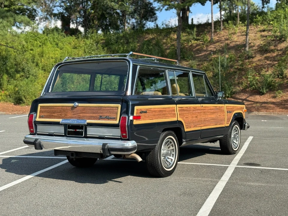 1988 Jeep SJ Wagoneer - Image 12 of 21
