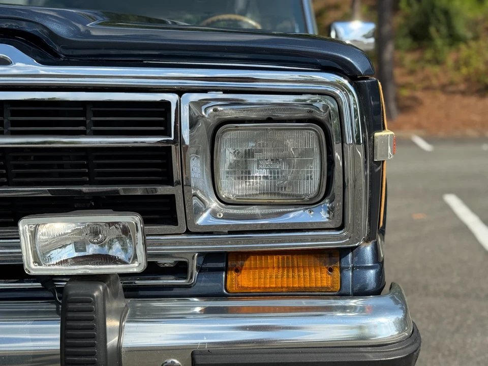 1988 Jeep SJ Wagoneer - Image 19 of 21
