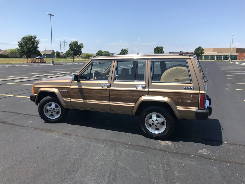 1988 Jeep XJ Wagoneer - Image 11 of 31