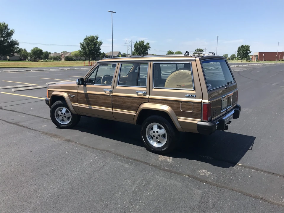 1988 Jeep XJ Wagoneer - Image 10 of 31