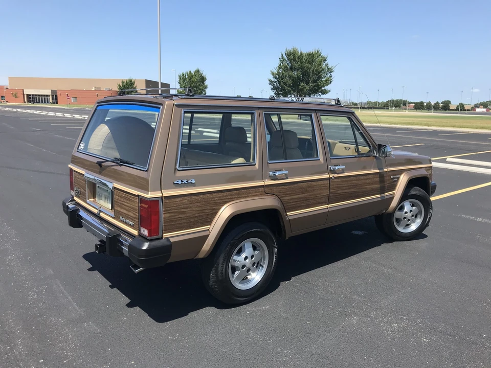 1988 Jeep XJ Wagoneer - Image 7 of 31