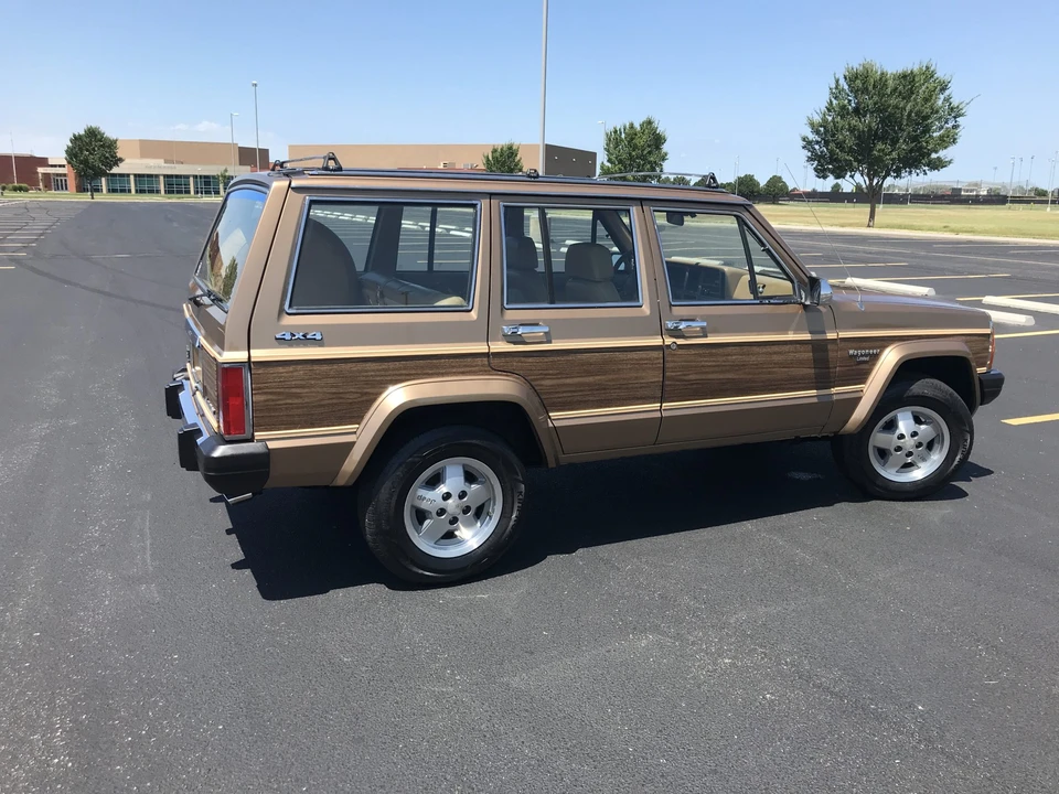 1988 Jeep XJ Wagoneer - Image 6 of 31