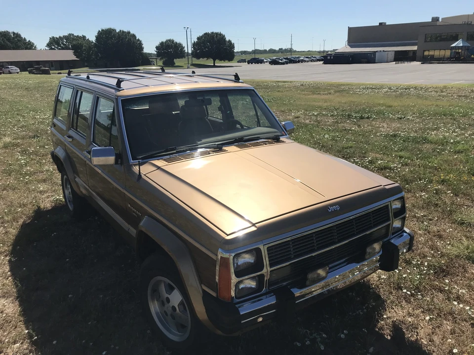 1988 Jeep XJ Wagoneer - Image 18 of 31