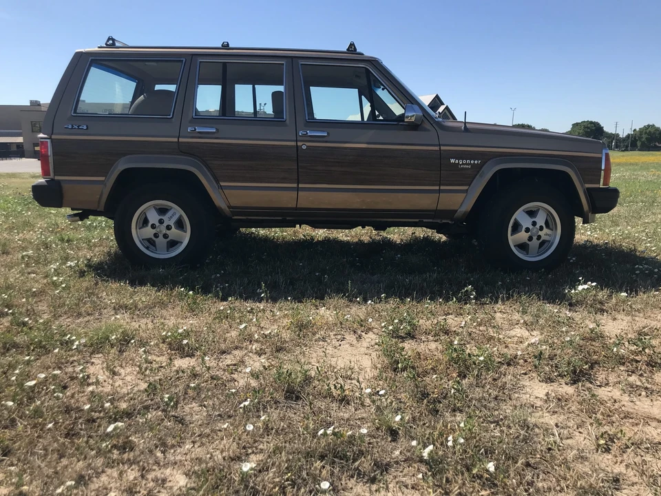 1988 Jeep XJ Wagoneer - Image 23 of 31
