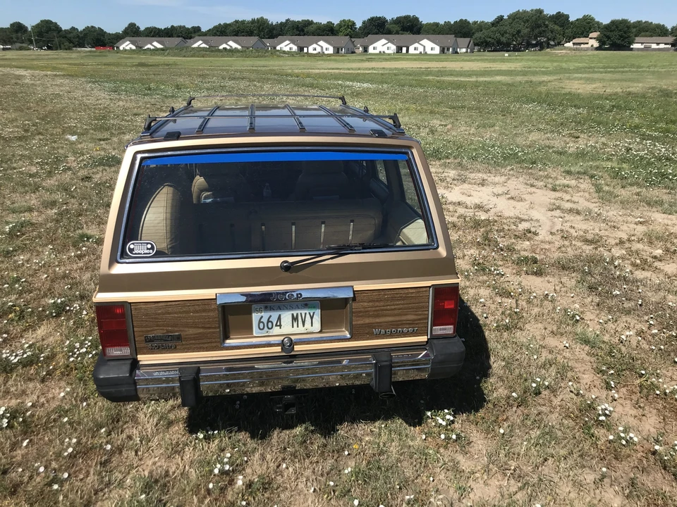 1988 Jeep XJ Wagoneer - Image 27 of 31