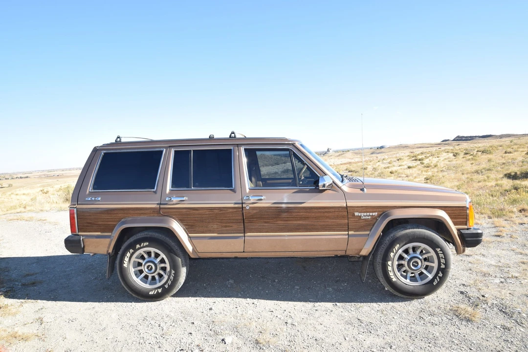 1988 Jeep XJ Wagoneer - Image 20 of 31