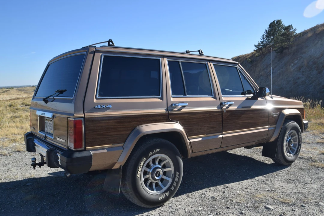 1988 Jeep XJ Wagoneer - Image 17 of 31