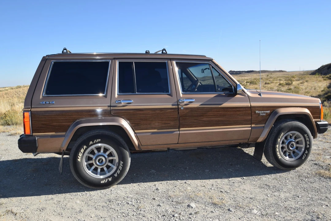 1988 Jeep XJ Wagoneer - Image 19 of 31