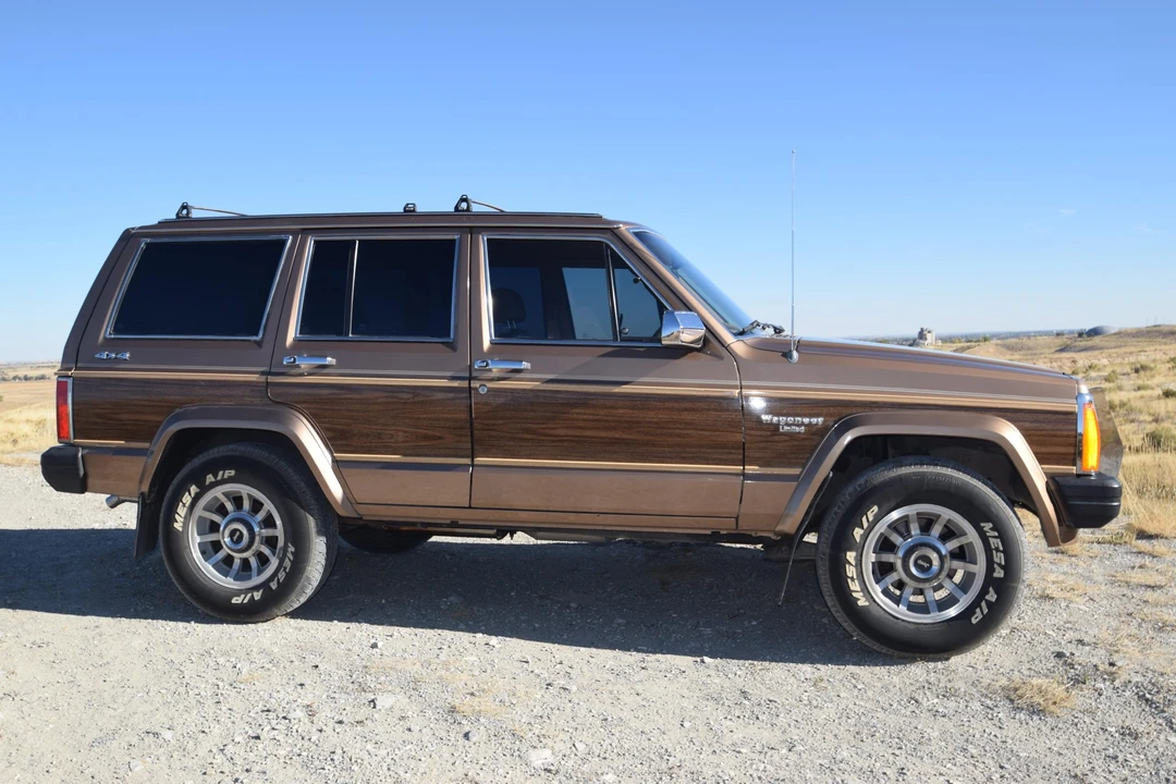 1988 Jeep XJ Wagoneer - Image 24 of 31
