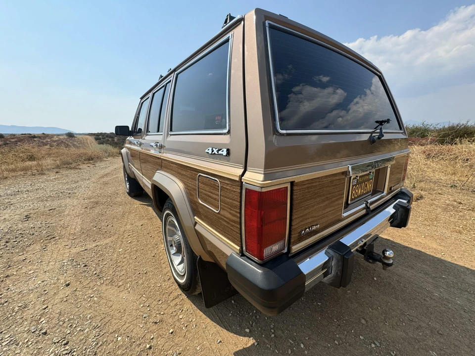 1988 Jeep XJ Wagoneer - Image 17 of 31